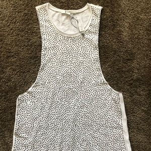 🍁 4/$20 White Sleeveless Rhinestones  Tee 🍁